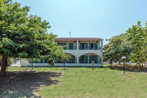 Corfu Olivia Apartments Moraitika Exterior photo